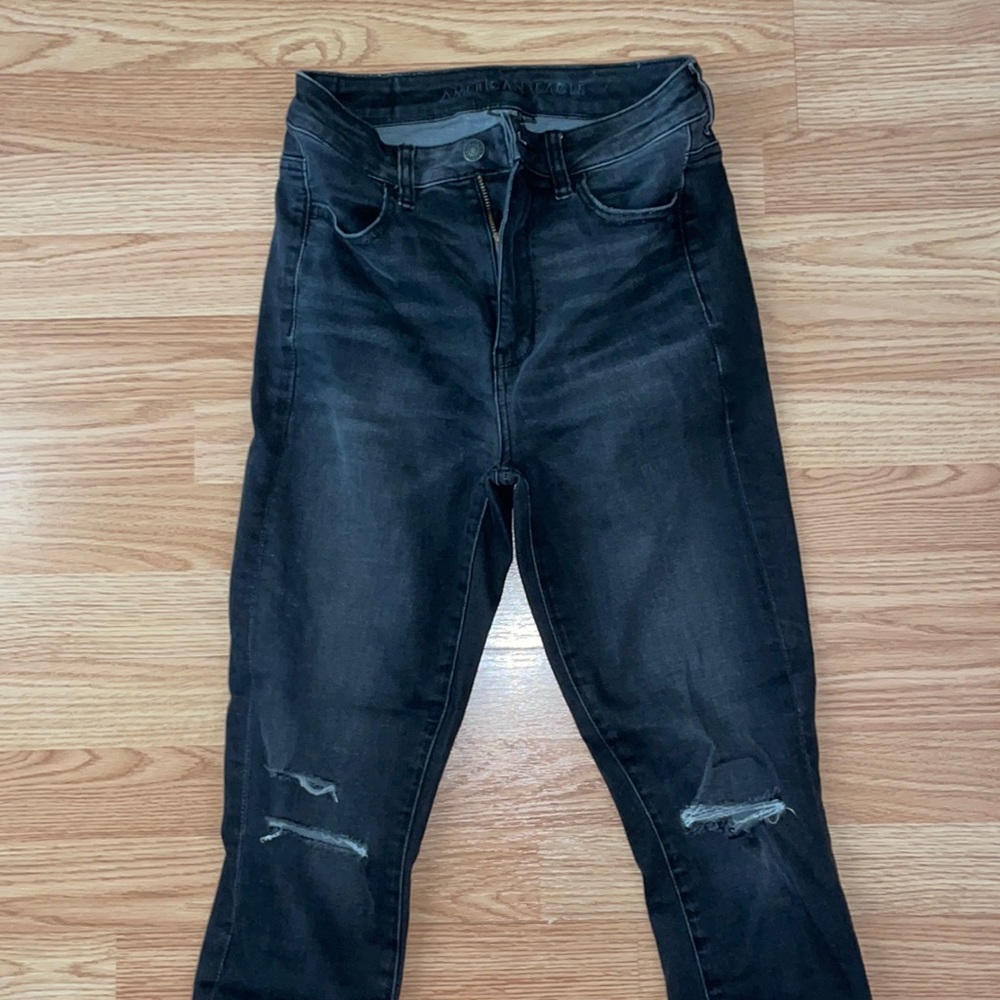 American Eagle ripped skinny jeans